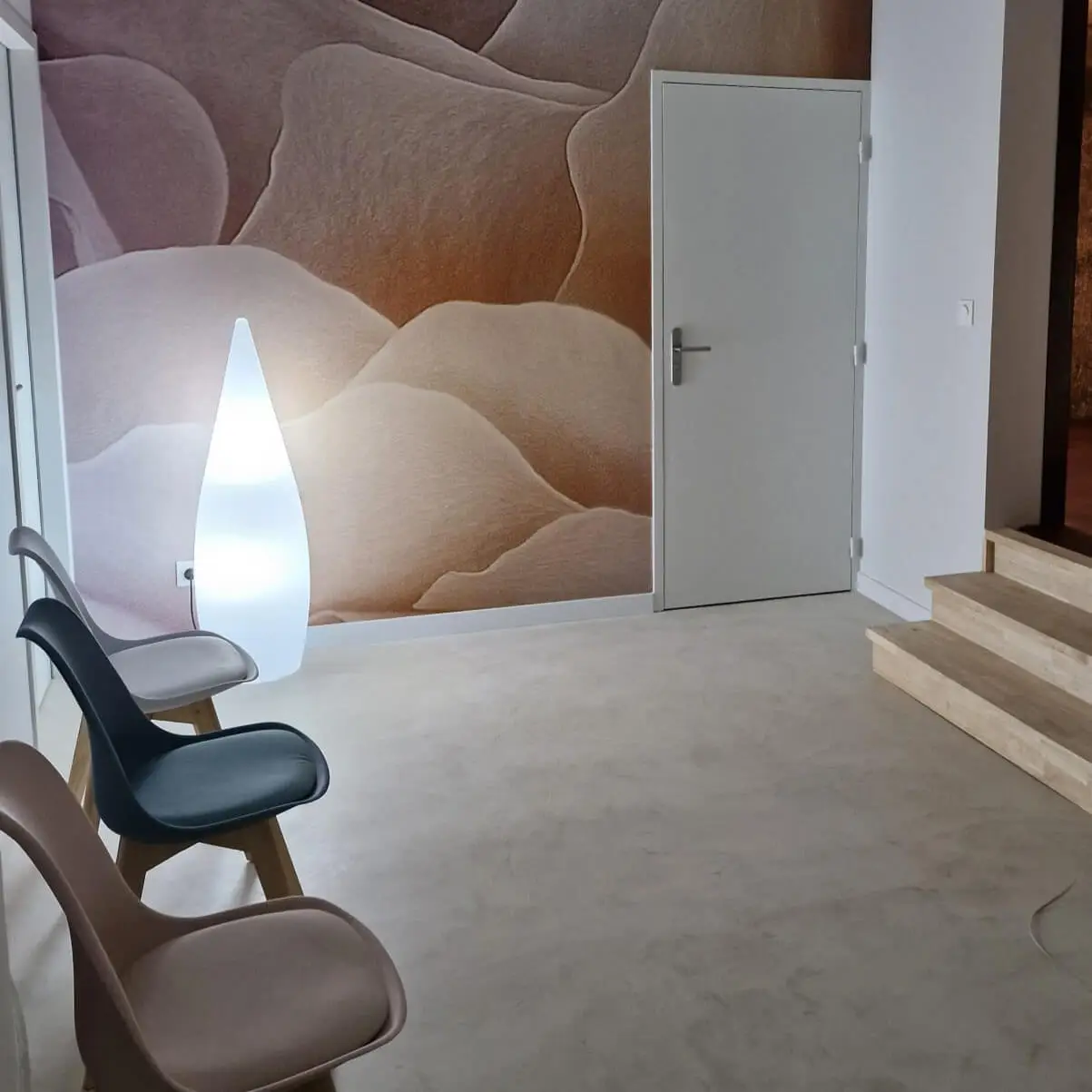 Chaises d'attente du local Jeannelle